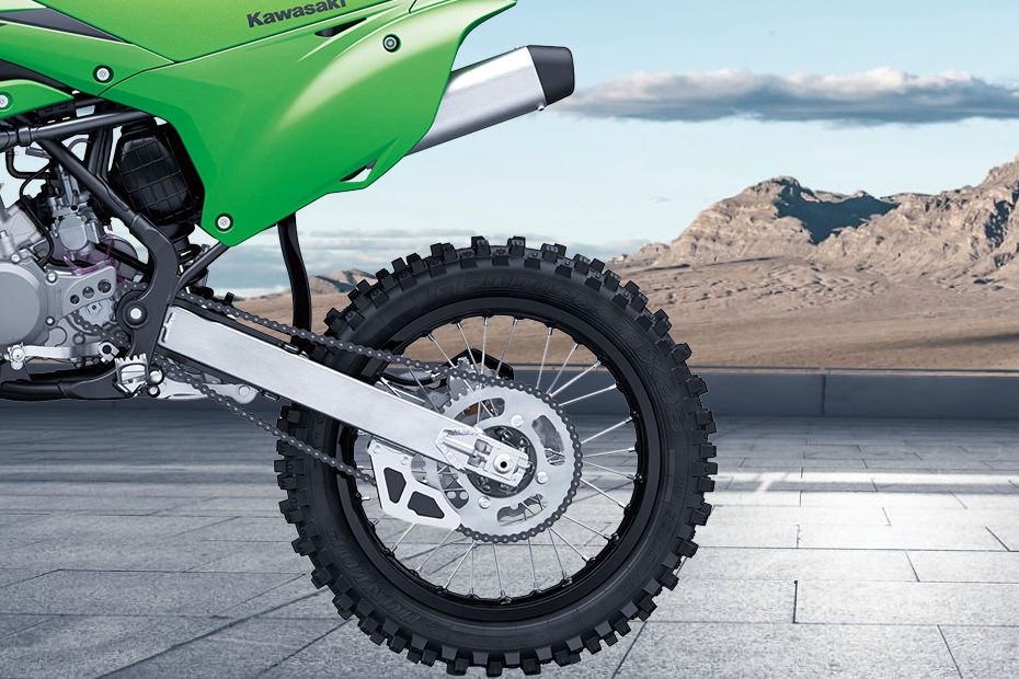 Kawasaki KX112 image 11