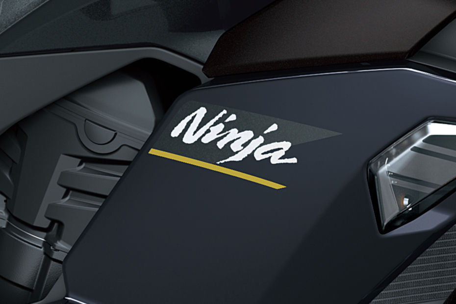 Kawasaki Ninja 1100SX image 8