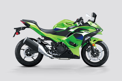 Kawasaki Ninja 500 Side Profile View (Right) Kawasaki Ninja 500 Side Profile View (Right)