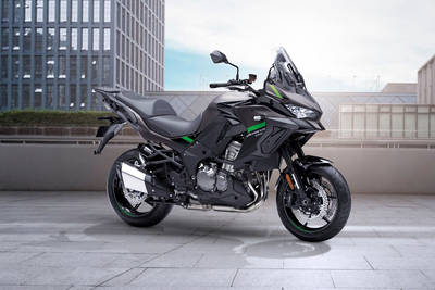 Kawasaki Versys 1000 Right Side View