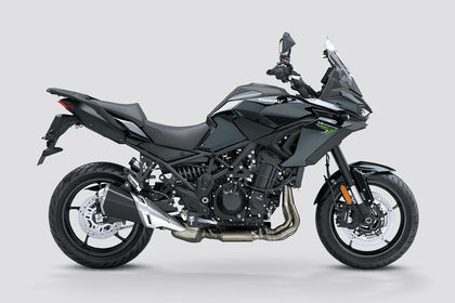 Kawasaki Versys 900 Side Profile View (Right) Kawasaki Versys 900 Side Profile View (Right)