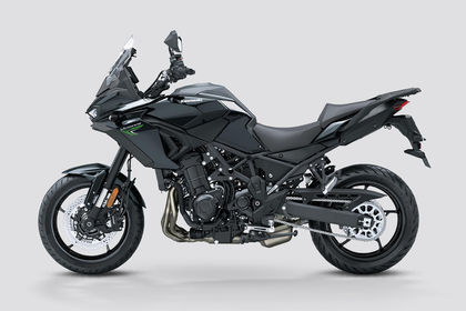 Kawasaki Versys 900 Side Profile View (Left) Kawasaki Versys 900 Side Profile View (Left)