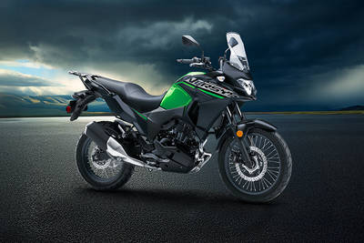 Kawasaki Versys X 300 Front Right View