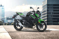 Kawasaki Z400 Images