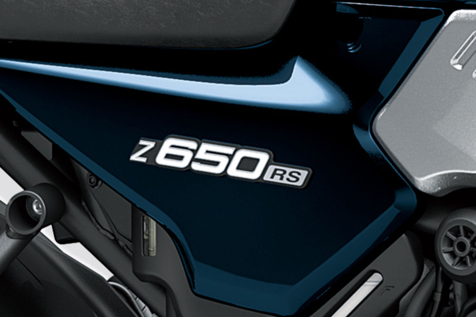 Kawasaki Z650RS image 11