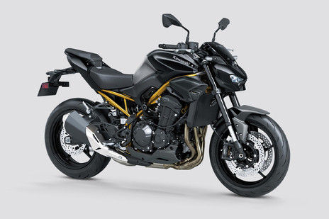 Kawasaki Z900 Base On road Price, Specifications, Weight, Range