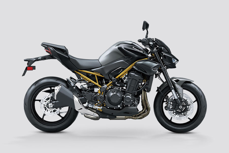 Kawasaki Z900 image 3