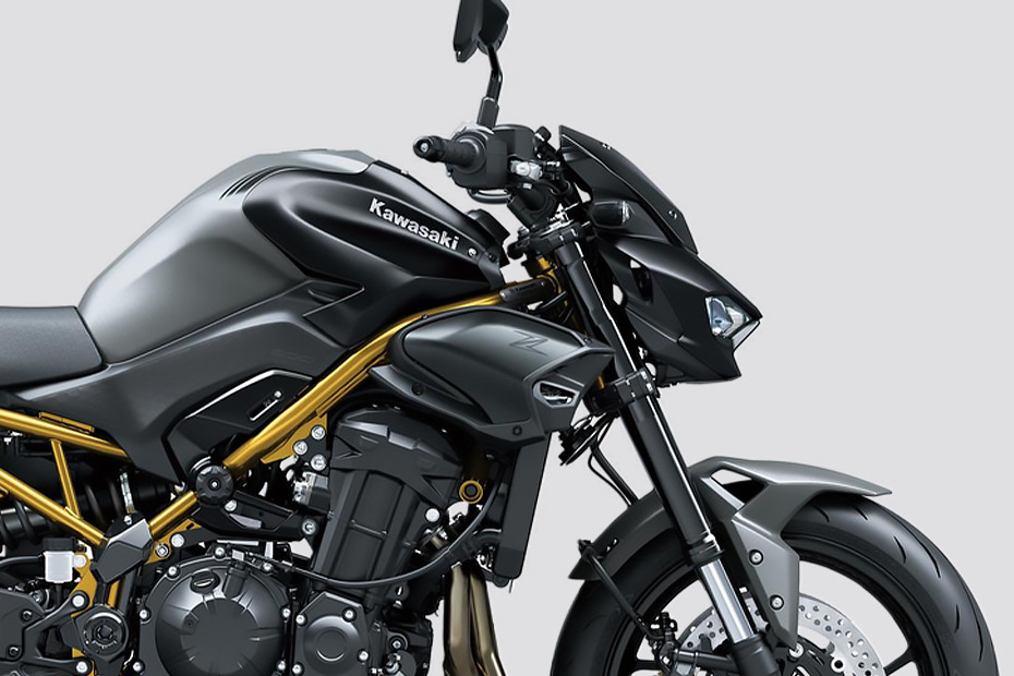 Kawasaki Z900 Side Fairing Image - BikeDekho