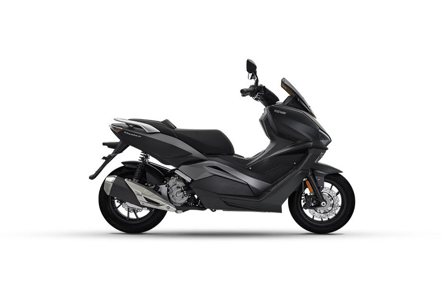 मैट ब ्लैक