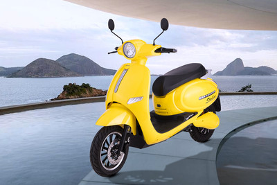 Kick EV Stallion Front Left Quarter View