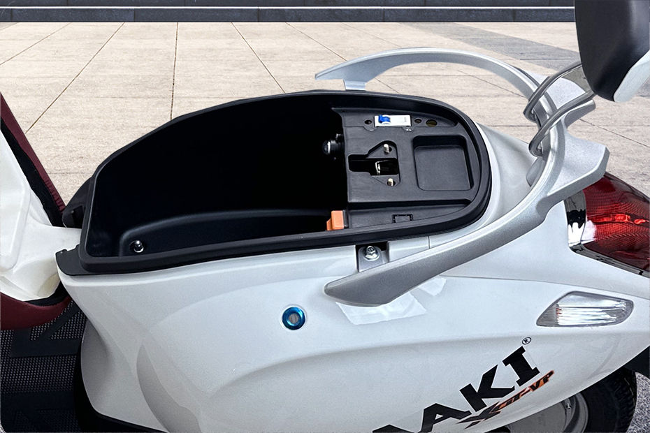 Komaki XGT VP image 10