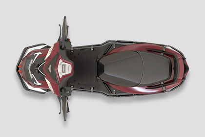 Komaki XGT KM Top View