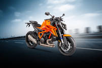 KTM 1390 Super Duke R EMI Calculator