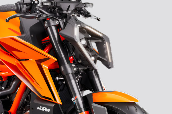 KTM 1390 Super Duke R Headlamp