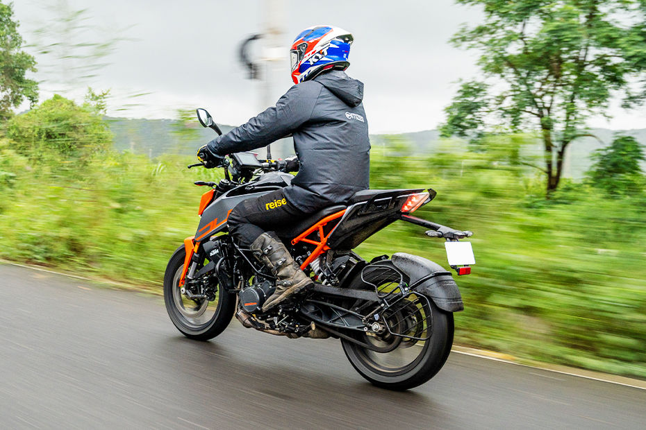 KTM 160 Duke image 12