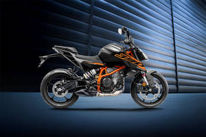 केटीएम Duke 390