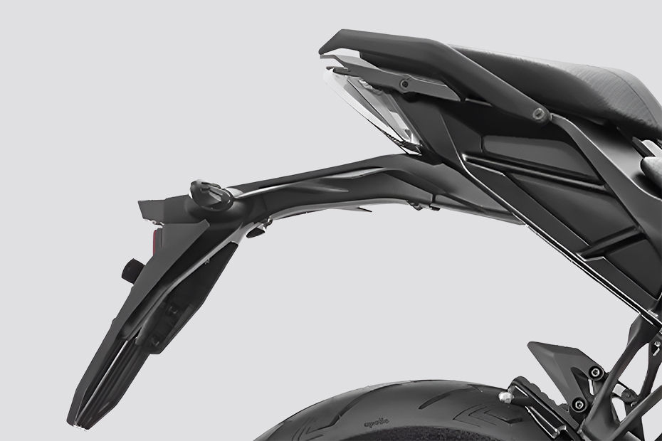 KTM 390 Duke R image 11