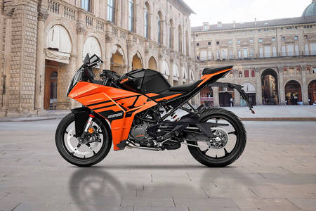 KTM RC 125 Left Side View