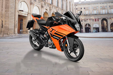 KTM RC Bikes Price 2025 Models in India Images Mileage Specs