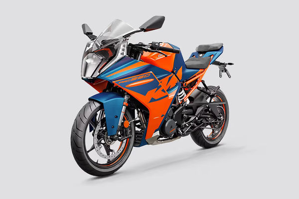 KTM RC 390 Front Left Quarter View KTM RC 390 Front Left Quarter View