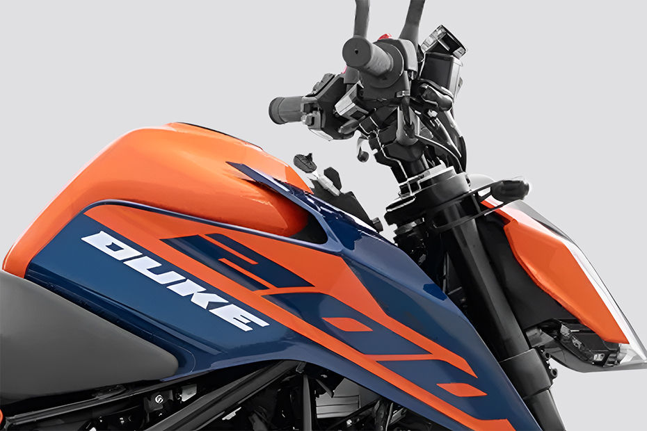 KTM 200 Duke image 8