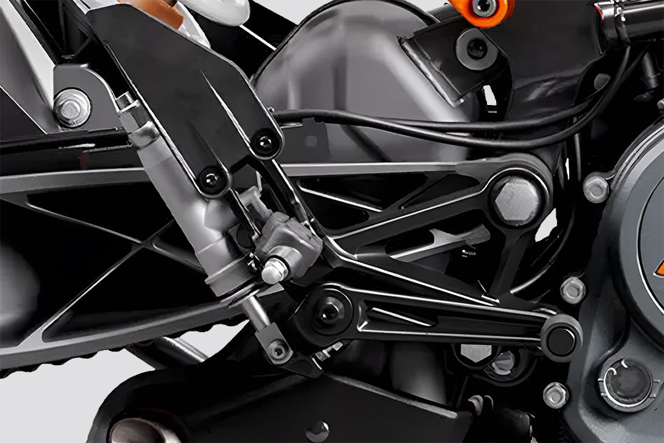 KTM 200 Duke image 7