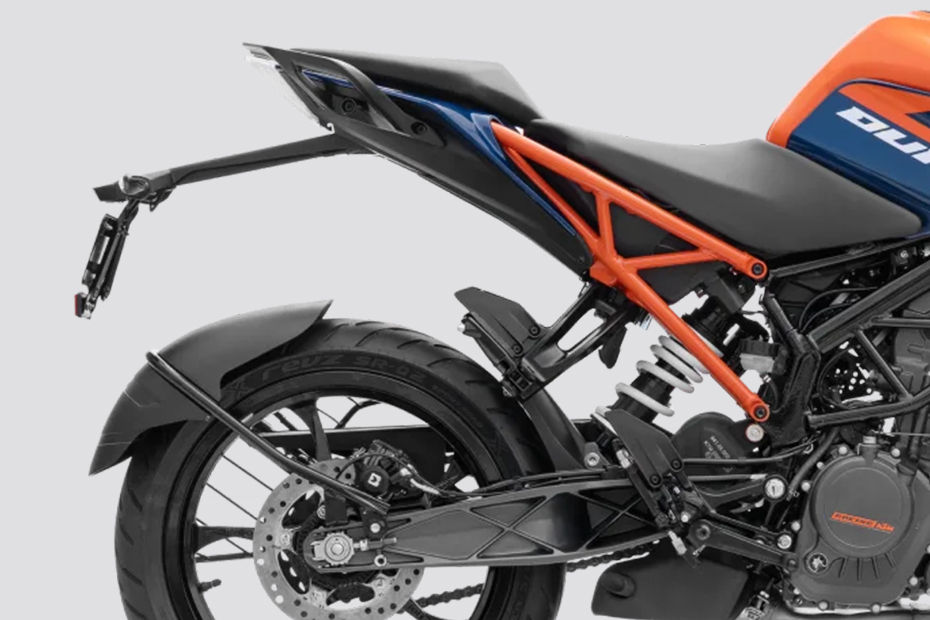 KTM 200 Duke image 11