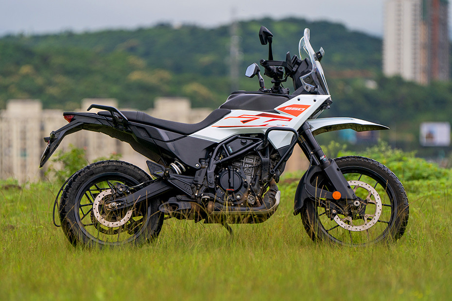KTM 250 Adventure Price, Mileage, Weight, Specifications