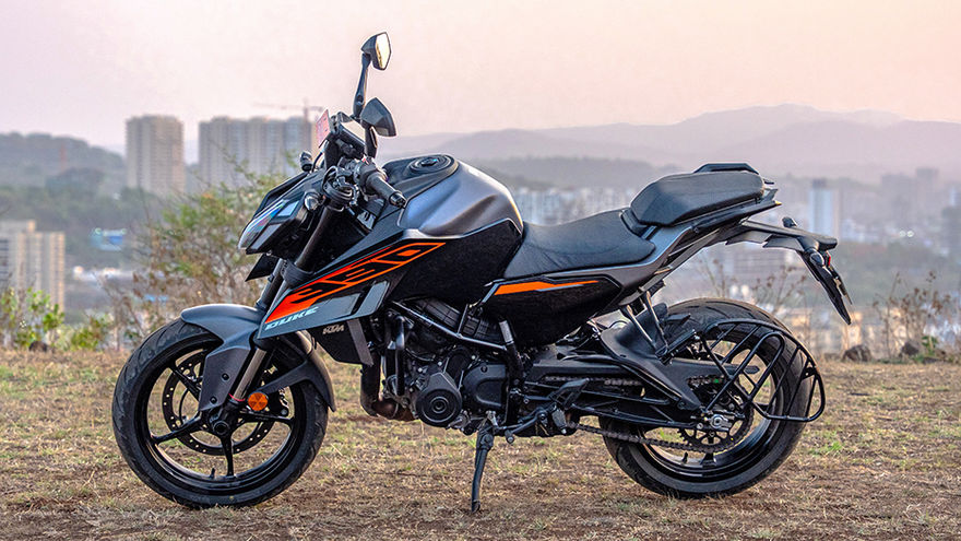 KTM 390 Duke Side Profile View (Left) KTM 390 Duke Side Profile View (Left)