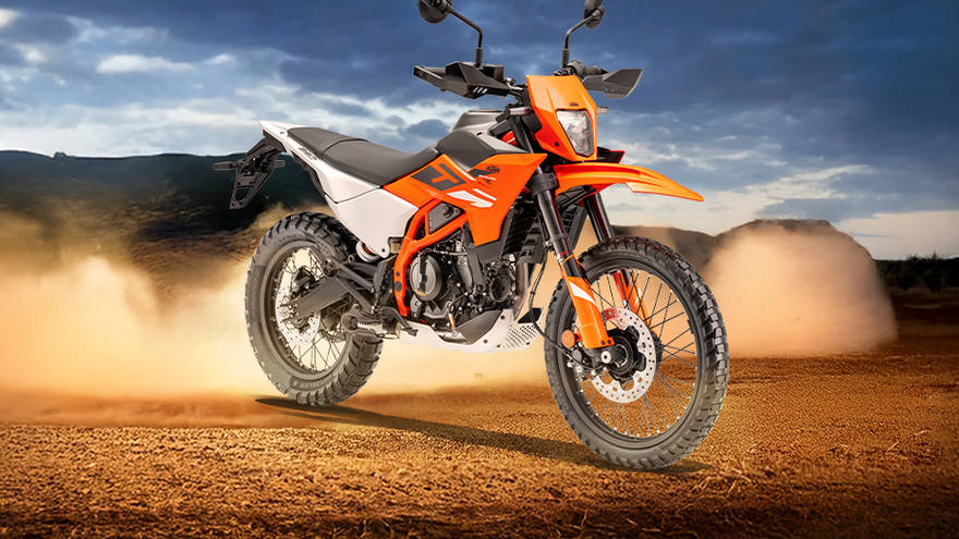 KTM 390 Enduro R फ्रंट राइट व्यू