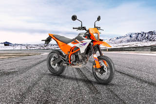 केटीएम 390 SMC R
