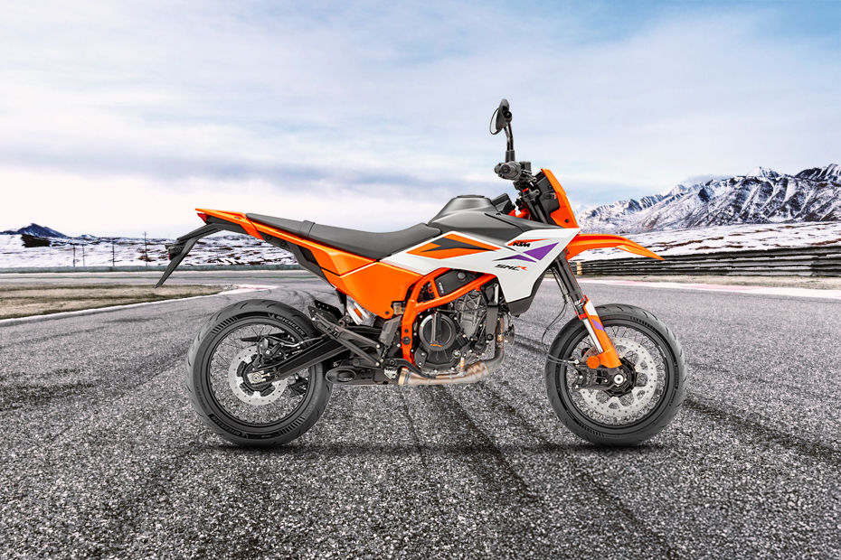 KTM 390 SMC R image 5