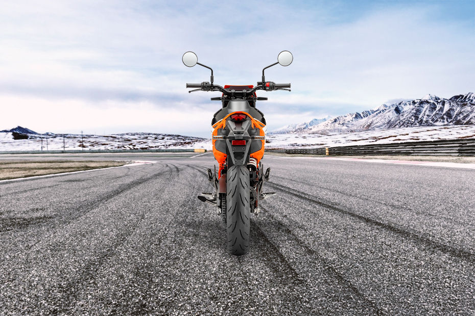 KTM 390 SMC R image 4