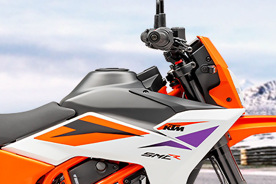 KTM 390 SMC R image 11