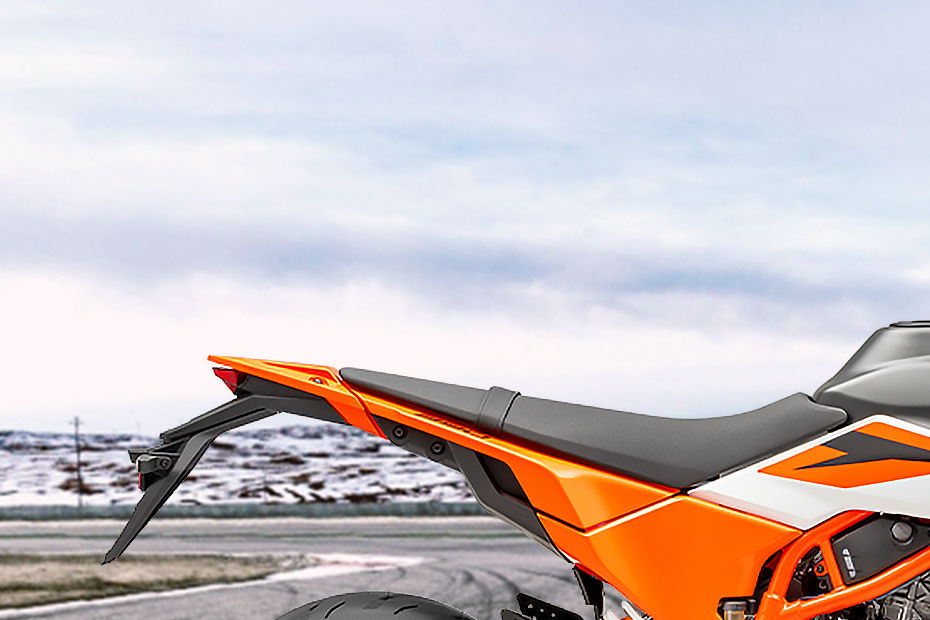KTM 390 SMC R image 12