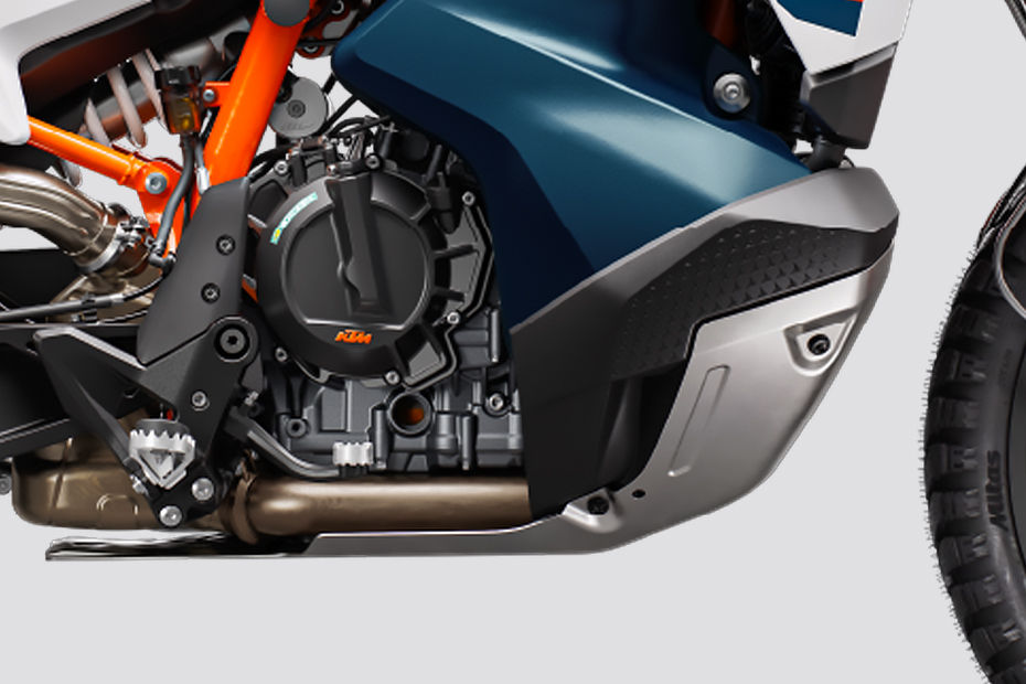 KTM 890 Adventure R image 12