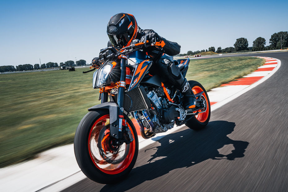 KTM 890 Duke image 6