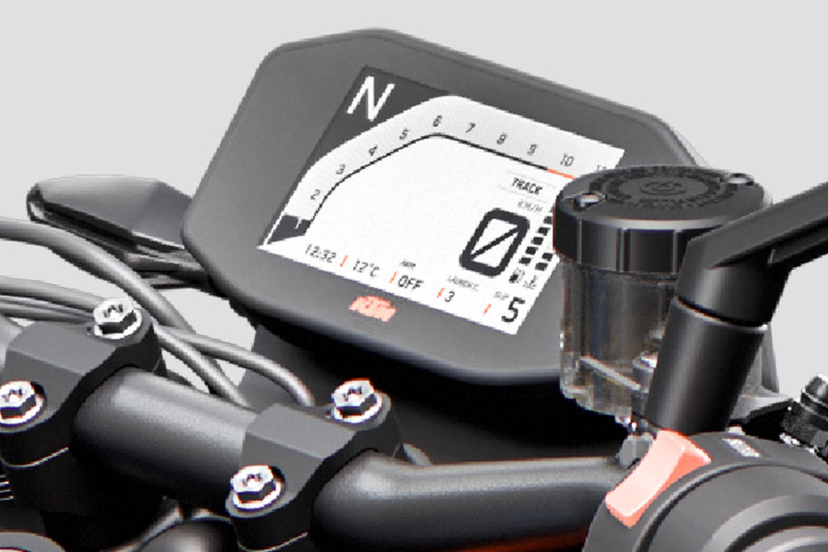 KTM 890 Duke image 9