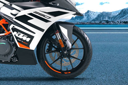 Ktm rc 390 price bs4 hotsell