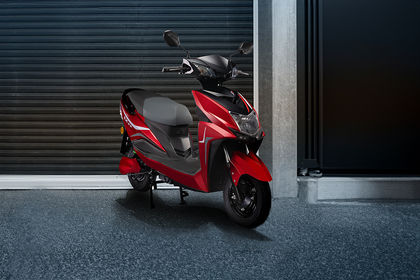 Lectrix EV SX25 Front Right Quarter View Lectrix EV SX25 Front Right Quarter View