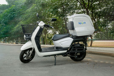Li-ions Spock Electric Scooter Side Profile View (Left)