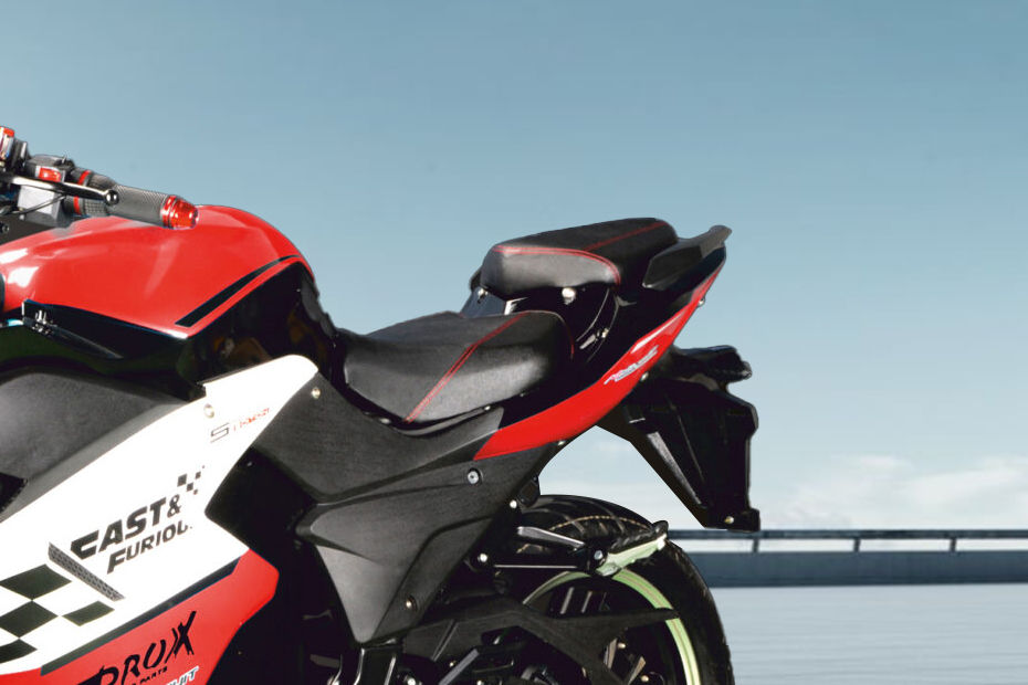Maruthisan Racer Price 2026 - Range, Images, Colours & Top Speed