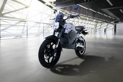 MX Moto MX9 सामने का बायाँ दृश्य