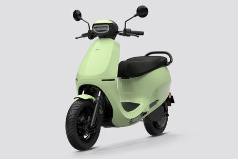 ujo Zelio Eeva ZX+ Specifications, Features, Mileage, Weight, Tyre Size