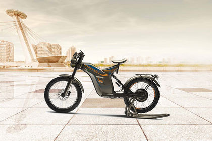 Polarity Smart Executive Rear Left Three Quarter View