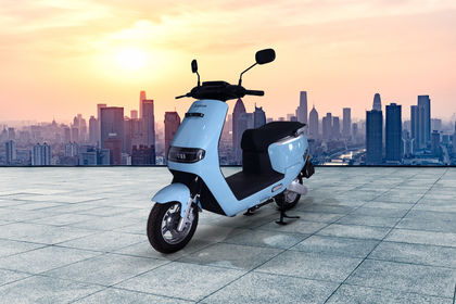 Quantum Milan Side Profile View (Right) Quantum Milan Side Profile View (Right)