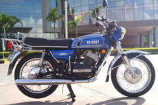 350 Dazzing Black 350 Dazzing Black