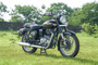 Royal Enfield Bullet 350 Front Right Quarter View