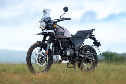 Royal Enfield Himalayan 440 Price 2026 - Mileage, Colours, Images | BikeDekho