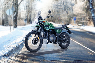 Royal Enfield Himalayan Front Left Quarter View